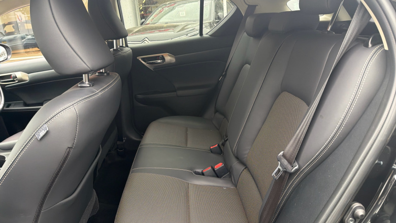 Lexus CT 200h 1.8 5dr CVT Hybrid Hatchback